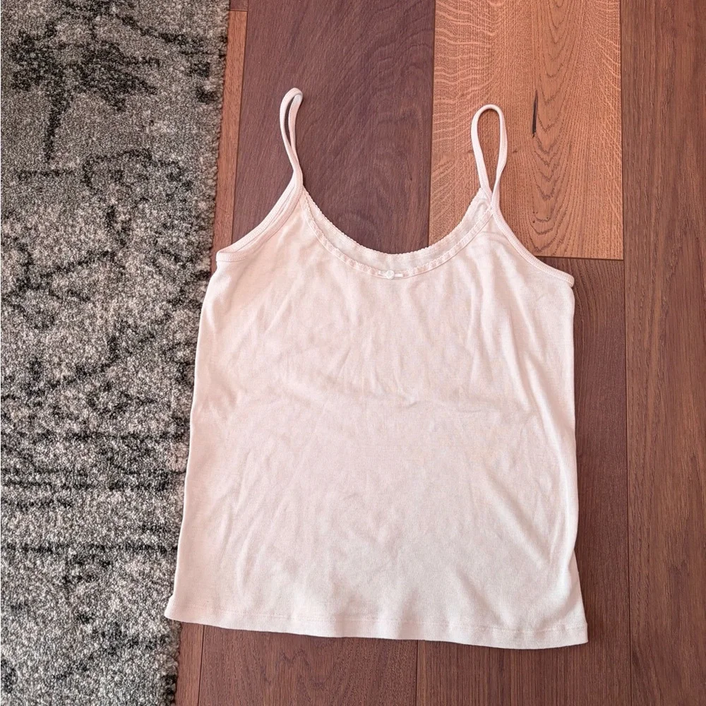 Brandy Melville Pink tank - Picture 2 of 3